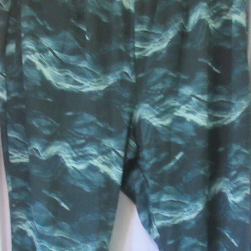 Fabletics NWT Green, Size 4X, Pockets, Pull On, Jogger       B333-16